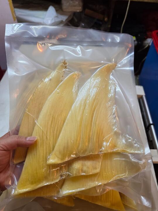 金山勾翅 11至12吋（1斤)